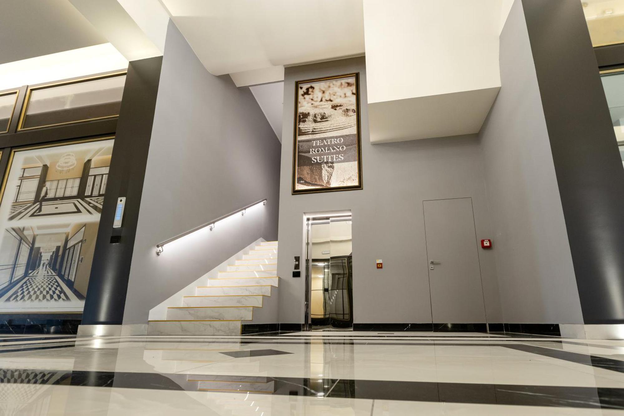 Teatro Romano Exclusive Suites Trieste Luaran gambar