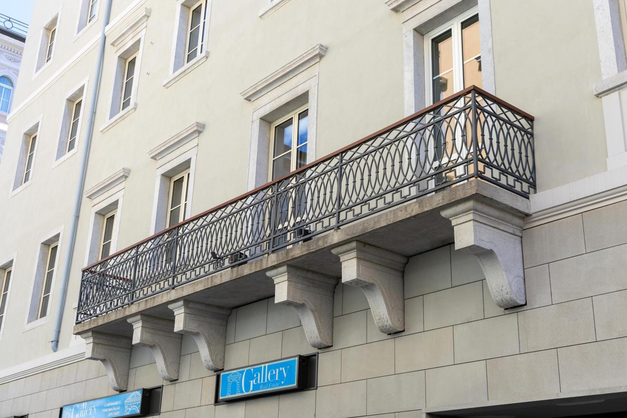Teatro Romano Exclusive Suites Trieste Luaran gambar