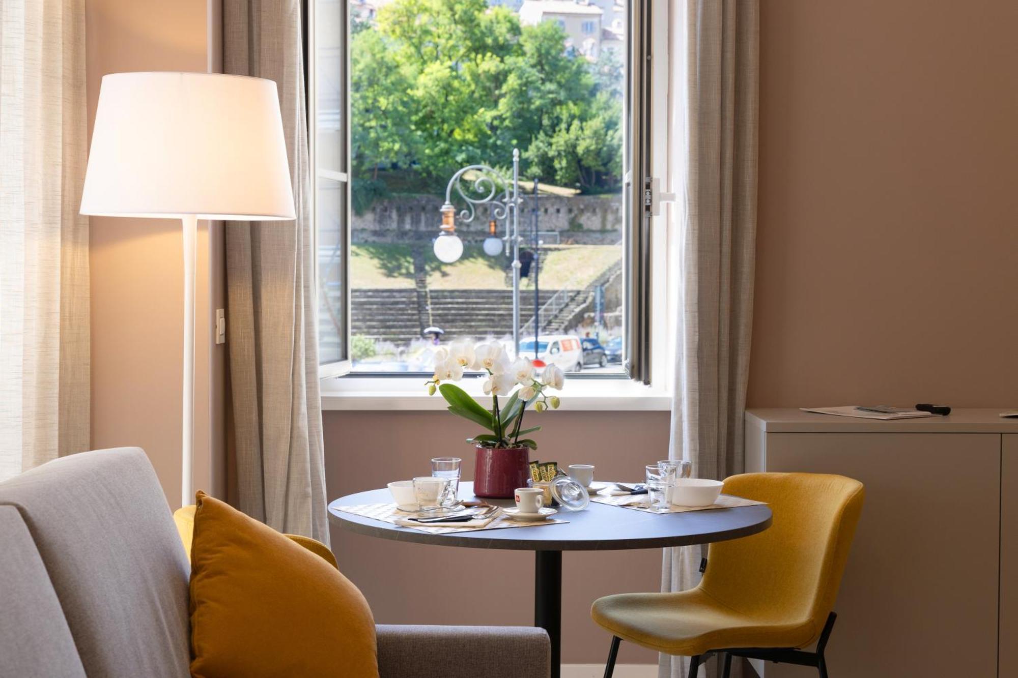 Teatro Romano Exclusive Suites Trieste Luaran gambar