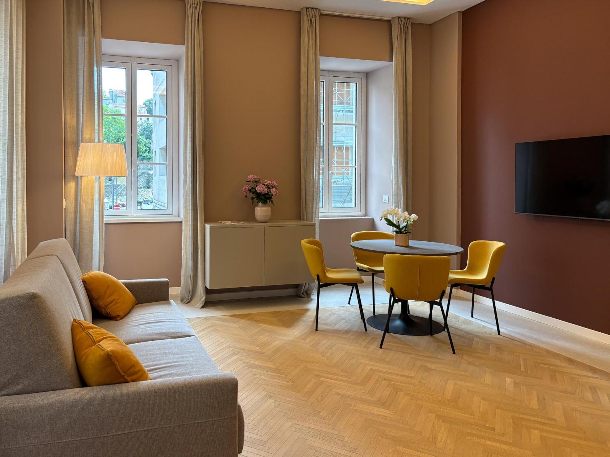 Teatro Romano Exclusive Suites Trieste Luaran gambar